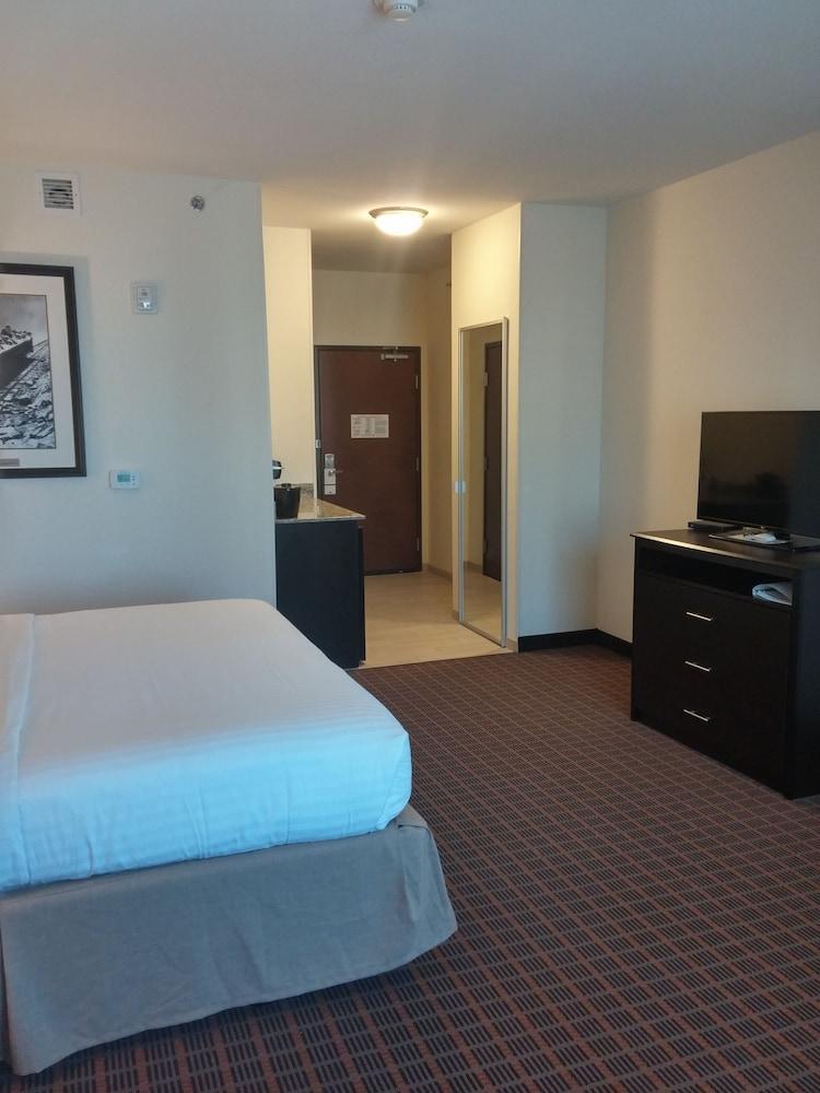 Holiday Inn Express & Suites Golden By Ihg Exterior foto