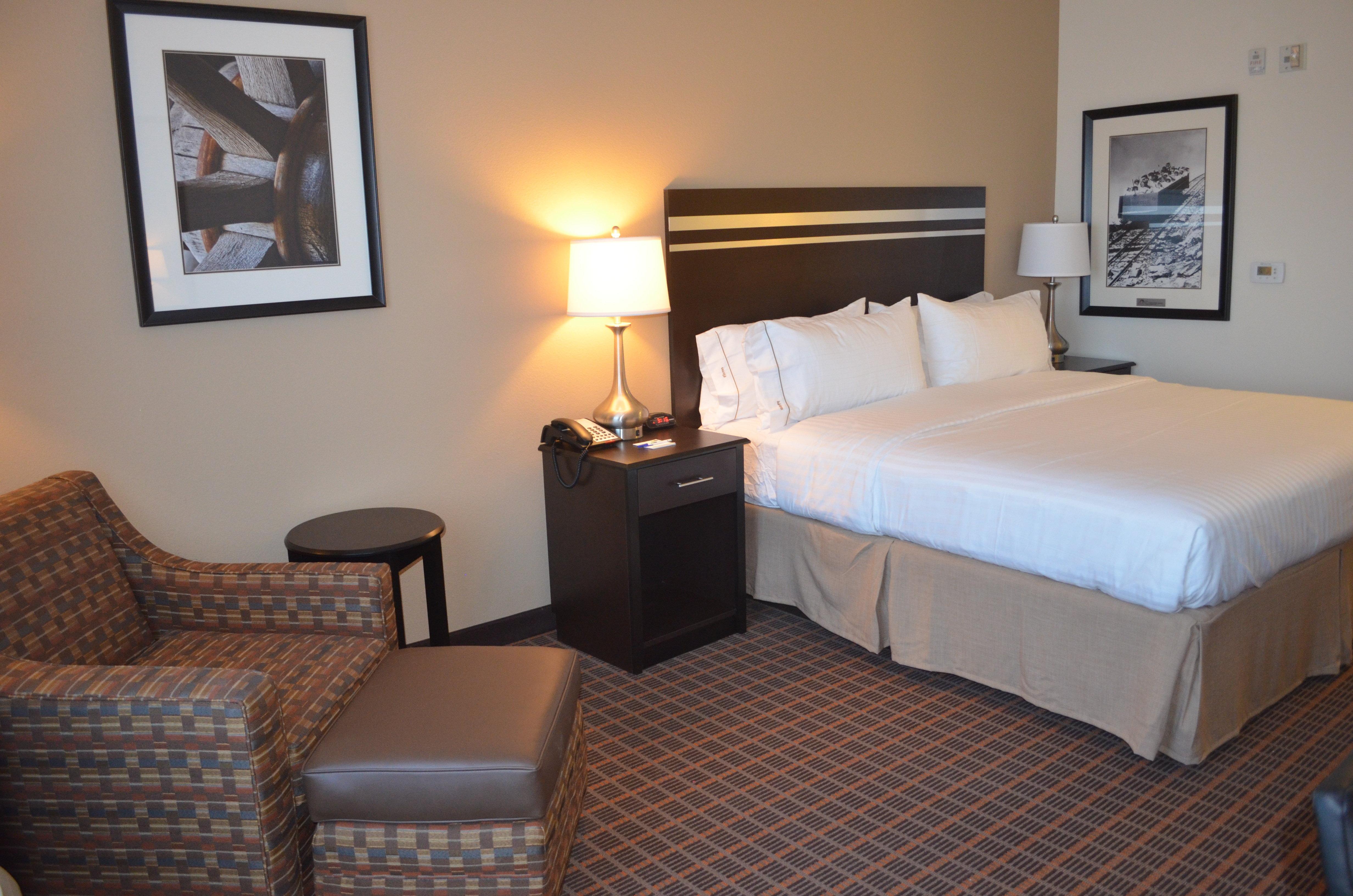 Holiday Inn Express & Suites Golden By Ihg Exterior foto